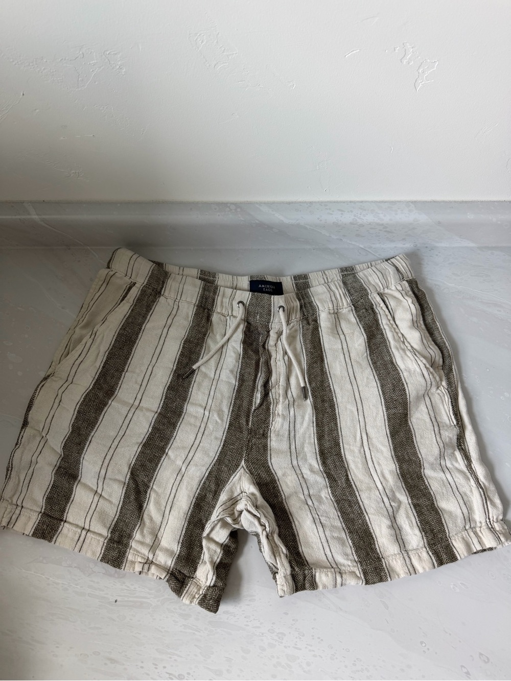 American Eagle Outfitters Men's Cream and Olive Vertical Stripe Summer Shorts